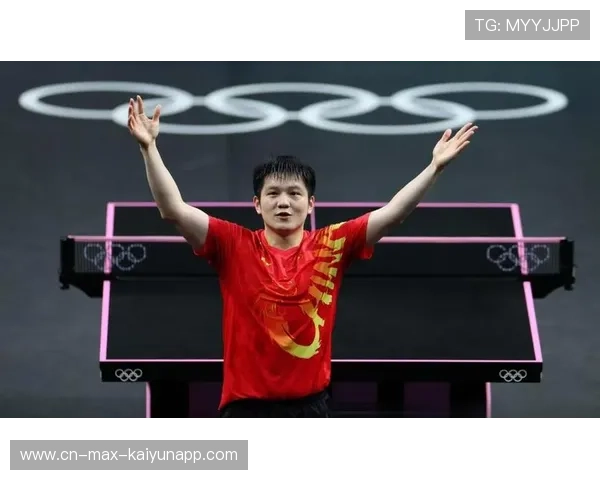 樊振东3-0晋级,多特蒙德教练抢着合影!,樊振东vs马特